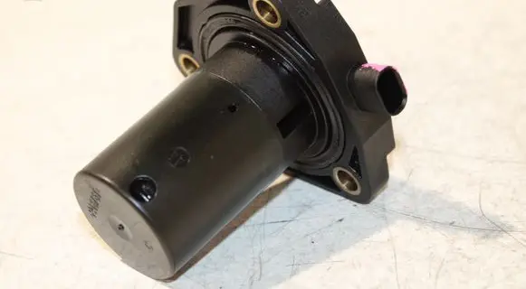 Mercedes-Benz E W212 Oil level sensor A6511530132