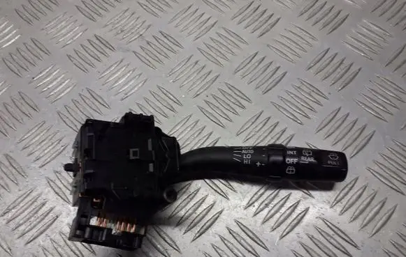 Toyota Avensis T250 Wiper switch 173654