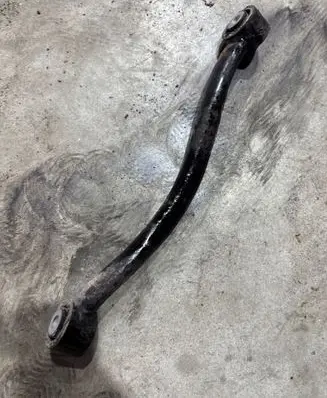 Rear control arm