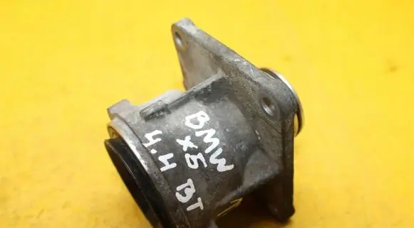 BMW 7 F01 F02 F03 F04 Driveshaft support bearing bracket 7563779