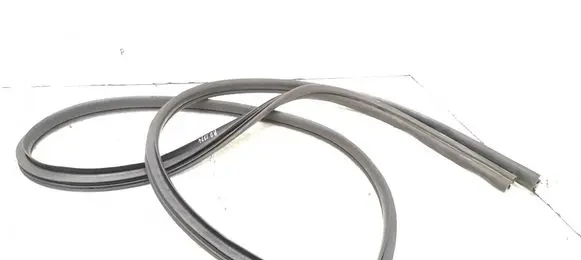 Mitsubishi Space Star Front door rubber seal 