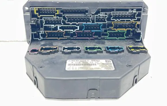 Mercedes-Benz E W212 Fuse module A2129008207 A2129016000 A2129020603