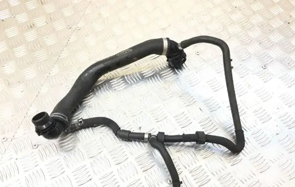 Volkswagen PASSAT B8 Engine coolant pipe/hose 5Q0122101GH