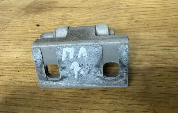 Volvo V70 Front door upper hinge 