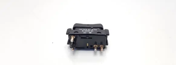 Mercedes-Benz C AMG W202 Electric window control switch 2028205310KZ