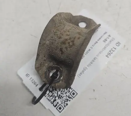 Mercedes-Benz C W203 Sway bar bush bracket, rear 