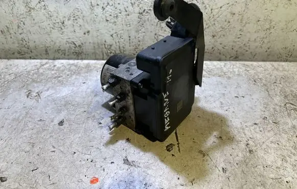 Renault Megane III ABS Pump 28561056403 10061932561 61132400BC1