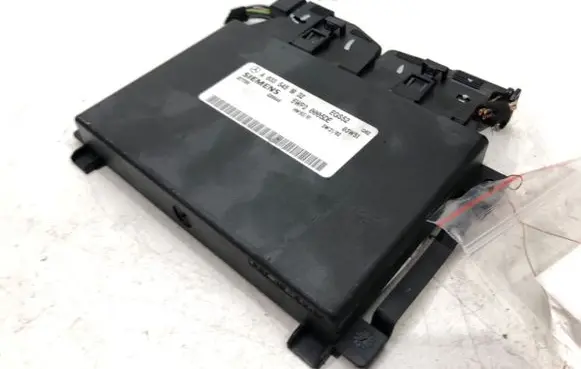 Mercedes-Benz S W220 Gearbox control unit/module A0335451932