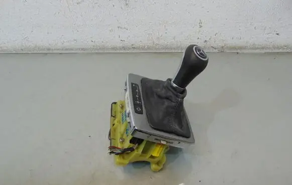Mercedes-Benz C W204 Gear selector/shifter in gearbox 