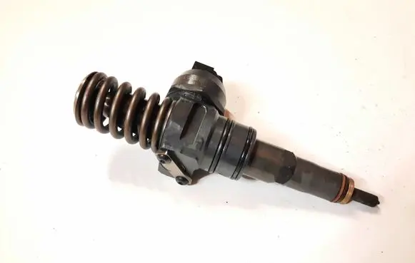Audi A3 S3 8P Fuel injector 038130073A6