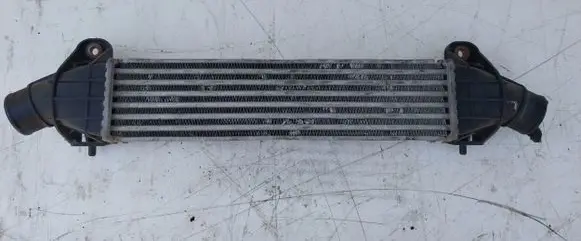 Ford Mondeo Mk III Intercooler radiator IA1181868963A AUJ7B