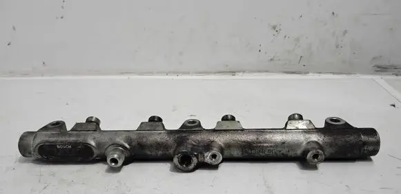 Citroen C5 Fuel main line pipe 0445214017
