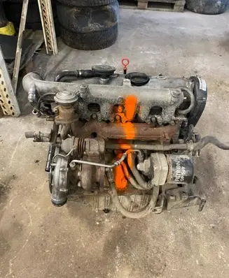 Volvo S70 V70 V70 XC Engine 1J046813 1236410 5752