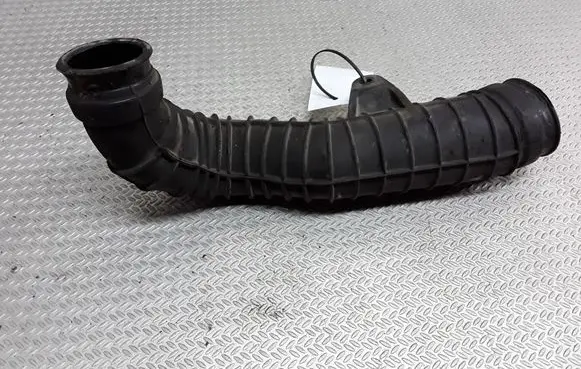 Mercedes-Benz Vito Viano W638 Turbo air intake inlet pipe/hose A6380941382