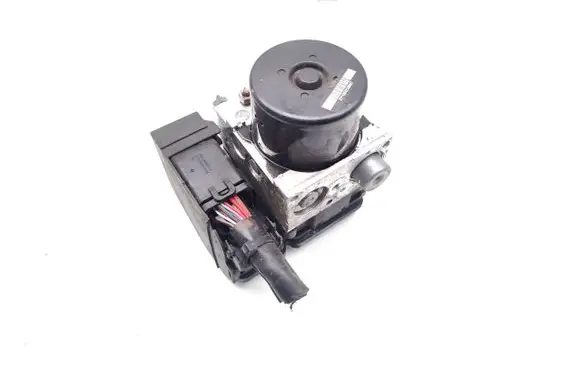 Mercedes-Benz C W205 ABS Pump A1729014100 10021207944 A1724313812