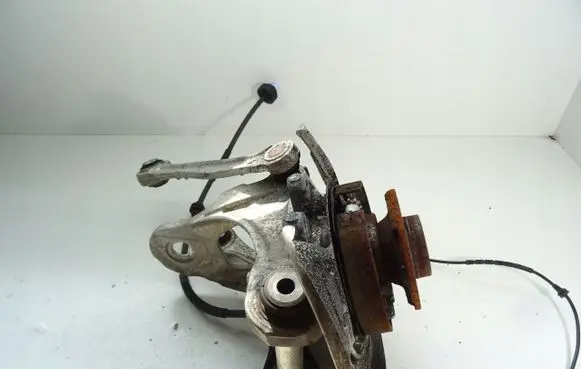 BMW X5 E70 Rear wheel hub 6770984