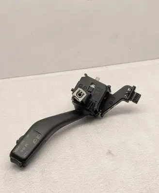 Volkswagen Golf V Indicator stalk 1K0953513A 10350150155198 01103501