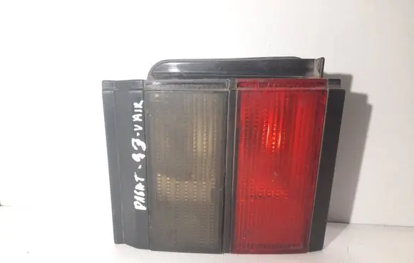 Volkswagen PASSAT B3 Rear/tail lights 321945259