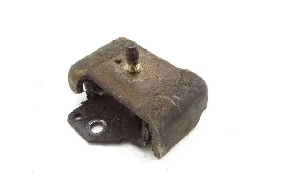 Nissan Patrol Y61 Engine mount vacuum valve PART00545