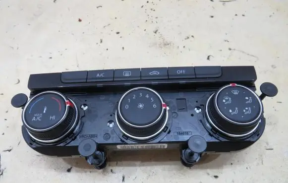Volkswagen PASSAT B8 Climate control unit 5G0907426AJ