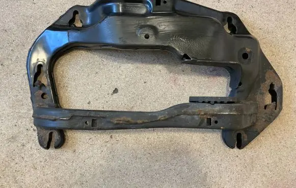 BMW X6 E71 Gearbox mounting bracket 