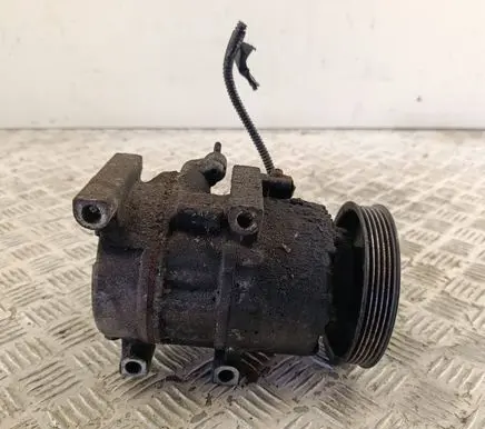 Hyundai Tucson TL Air conditioning (A/C) compressor (pump) F500NFFCA02