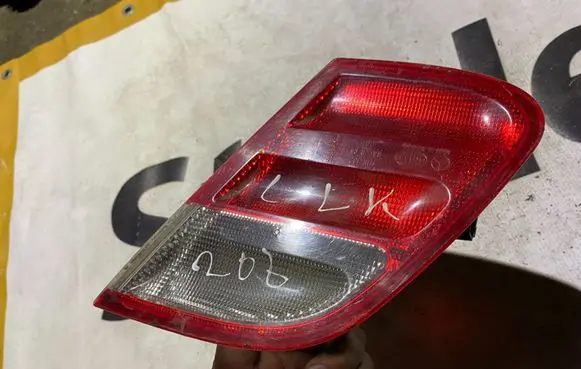 Mercedes-Benz CLK A208 C208 Tailgate rear/tail lights 2088200664 A2088200664