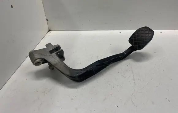 Clutch pedal