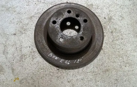 BMW 3 E46 Rear brake disc