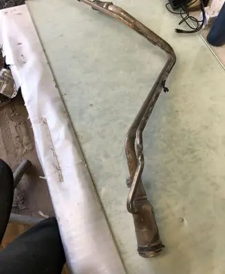 Ford Focus Fuel tank filler neck pipe Jx619032bb Jx619032
