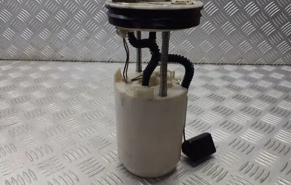 Honda FR-V Mechanical fuel pump 17708-SJH-F02-M1