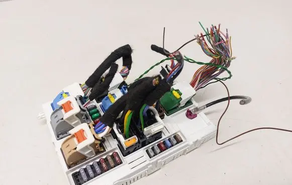 Opel Astra L Other control units/modules 985162258000