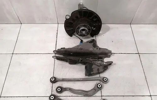 Mercedes-Benz S W222 Rear wheel hub A2223500941