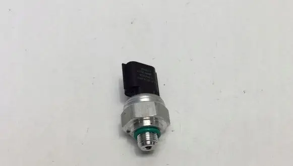 Nissan Juke II F16 Air conditioning (A/C) pressure sensor 921367866R