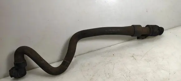 Opel Insignia A Engine coolant pipe/hose 13220138 565563897