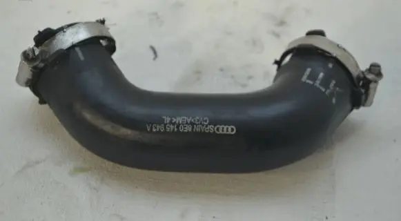 Audi A4 S4 B7 8E 8H Intercooler hose/pipe 8E0145943A