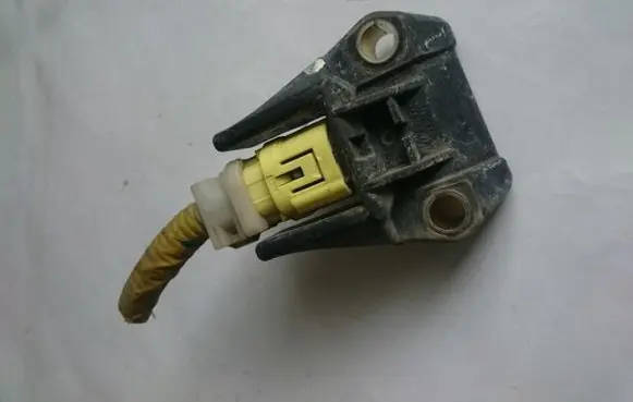 Subaru Legacy Airbag deployment crash/impact sensor 98231AG000 2521000080