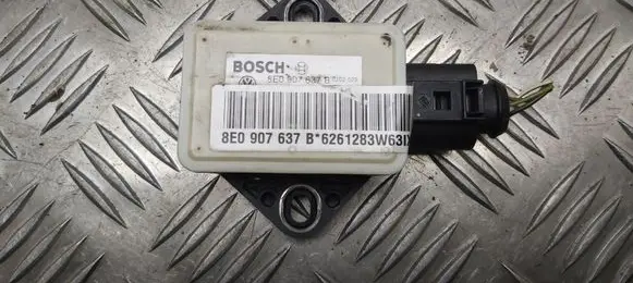 Audi A4 S4 B7 8E 8H ESP acceleration yaw rate sensor 8E0907637B