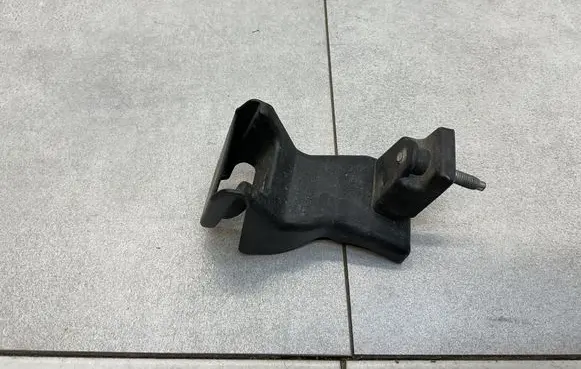 Peugeot 2008 II Headlight/headlamp mounting bracket 9828281380