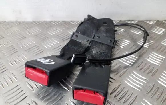 Opel Mokka Middle seatbelt buckle (rear) 95108194