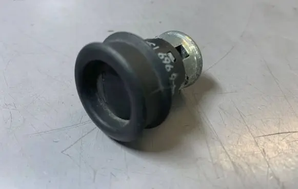 BMW 5 E60 E61 Cigarette lighter 6969134