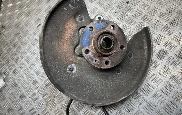 Audi A7 S7 4G Rear wheel hub spindle/knuckle 8R0505435C