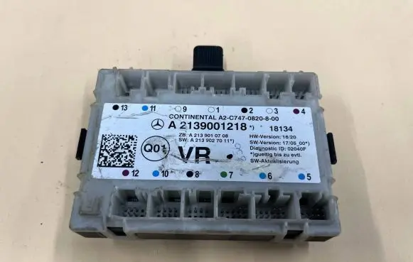 Mercedes-Benz E AMG W213 Door control unit/module A2139001218 A2139010708