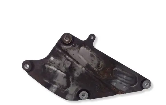 Volvo XC40 A/C compressor mount bracket 31699285