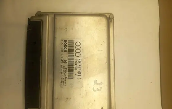 Audi A4 S4 B5 8D Engine control unit/module 8D0907401G 0281001944 28STE377