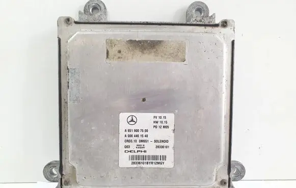 Mercedes-Benz E W212 Engine control unit/module A6519007500 A0064461540