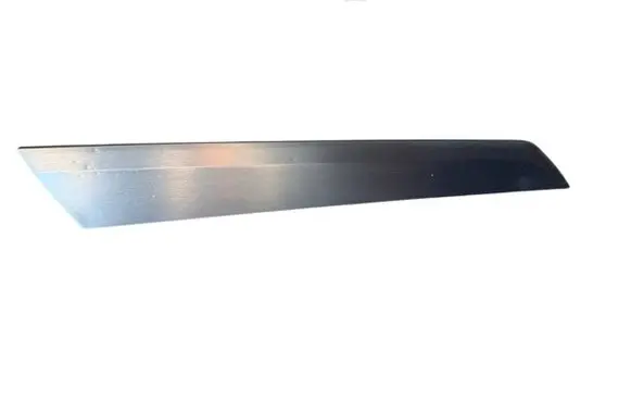 Mercedes-Benz C W204 Front door trim bar A2047200322 2047200322