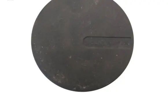 Volkswagen Golf I Original wheel cap 321601151D