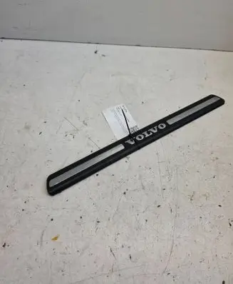 Volvo S80 Front sill trim cover 8659960