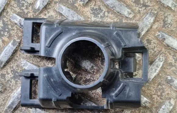 Audi Q3 F3 Front parking sensor holder (PDC) 83A919268B